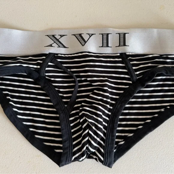 Men's Black and White Striped Briefs - Picture 4 of 5